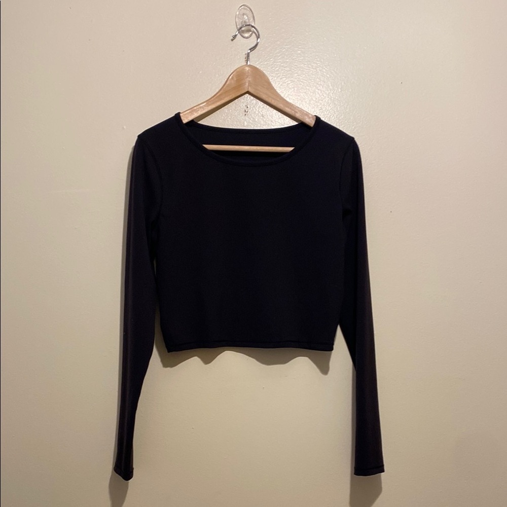 Lululemon athletica Black Long Sleeve Women's Crop Top.